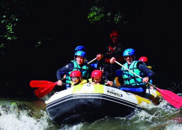 Kayak, Turismo Activo