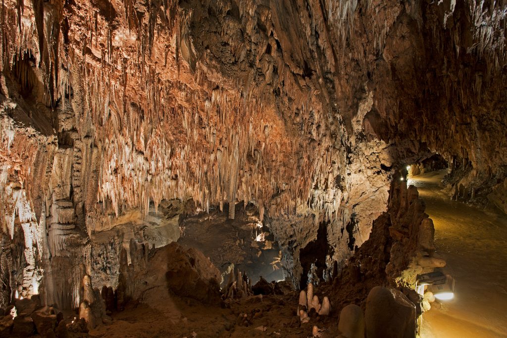 Cueva de Valporquero